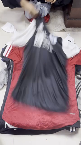 Camisa de futebol autêntica