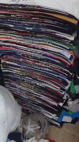 Besoin de preuve d'authenticité et de vêtements ne..