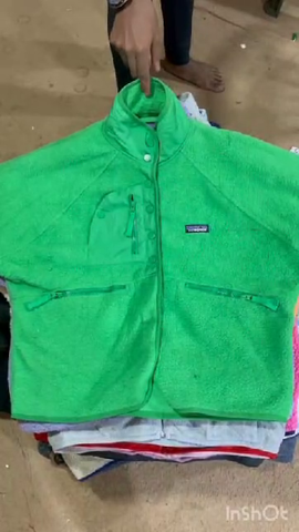 Patagonia quarter button