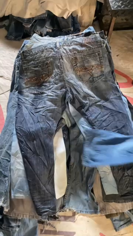 Hip Hop / y2k / baggy and bootcut jeans / men’s on..