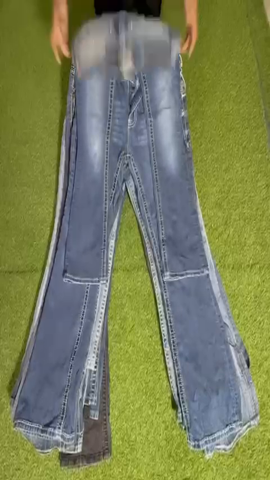 MM/TR/RR Flared Jeans