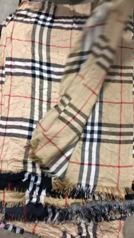Burberry - Scarve - 100% legit