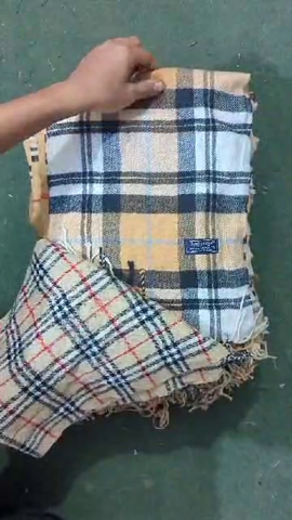 Scarf Burberry, Hilfiger, Lv (different brand, dif..