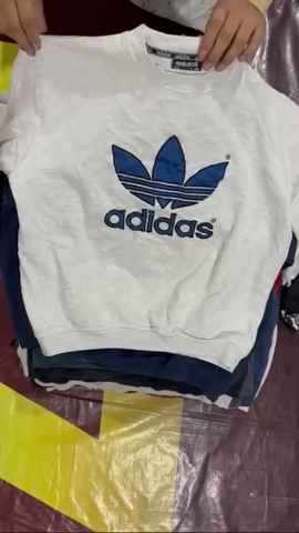 Vintage Surf Kleidung. Billabong