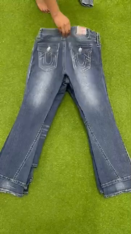 MM/TR/RR Flared Jeans