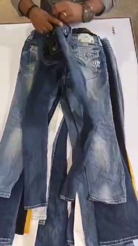 MM/TR/RR Flared Jeans