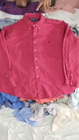 Chemises mélangées