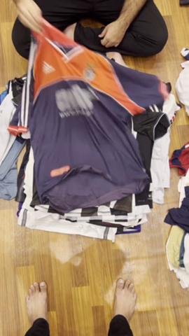 Looking for a Sport items supplier: tracksuit, Foo..