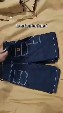 Short en jean sans marque