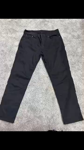 Short en jean sans marque