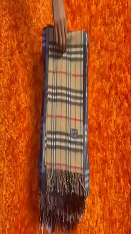 Burberry Scarve