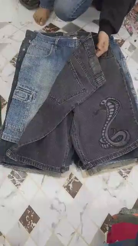 Short en jean sans marque