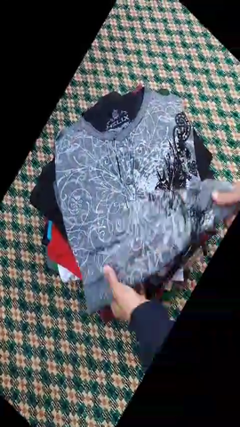 Camiseta lisa sem marca