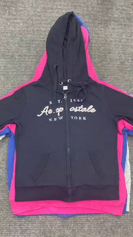 Hollister Co. Camiseta Estampada