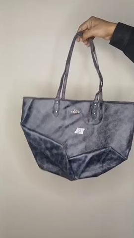 Guess Kleine Handtasche